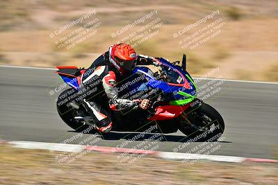 media/Oct-24-2025-2WTD (Fri) [[491f36c2bf]]/B Group/Session 4 (Turn 7)/